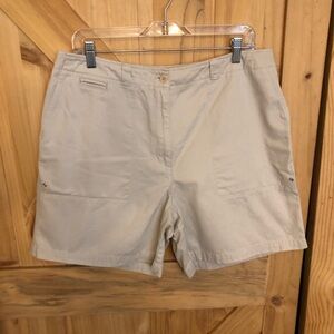 Lauren Ralph Lauren Beige Khaki Casual Women's Shorts Size 14